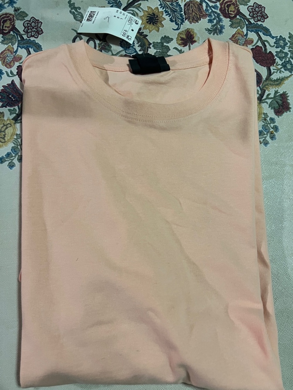 𝙃𝙈 𝙏𝙚𝙚 - Picture 3 of 4